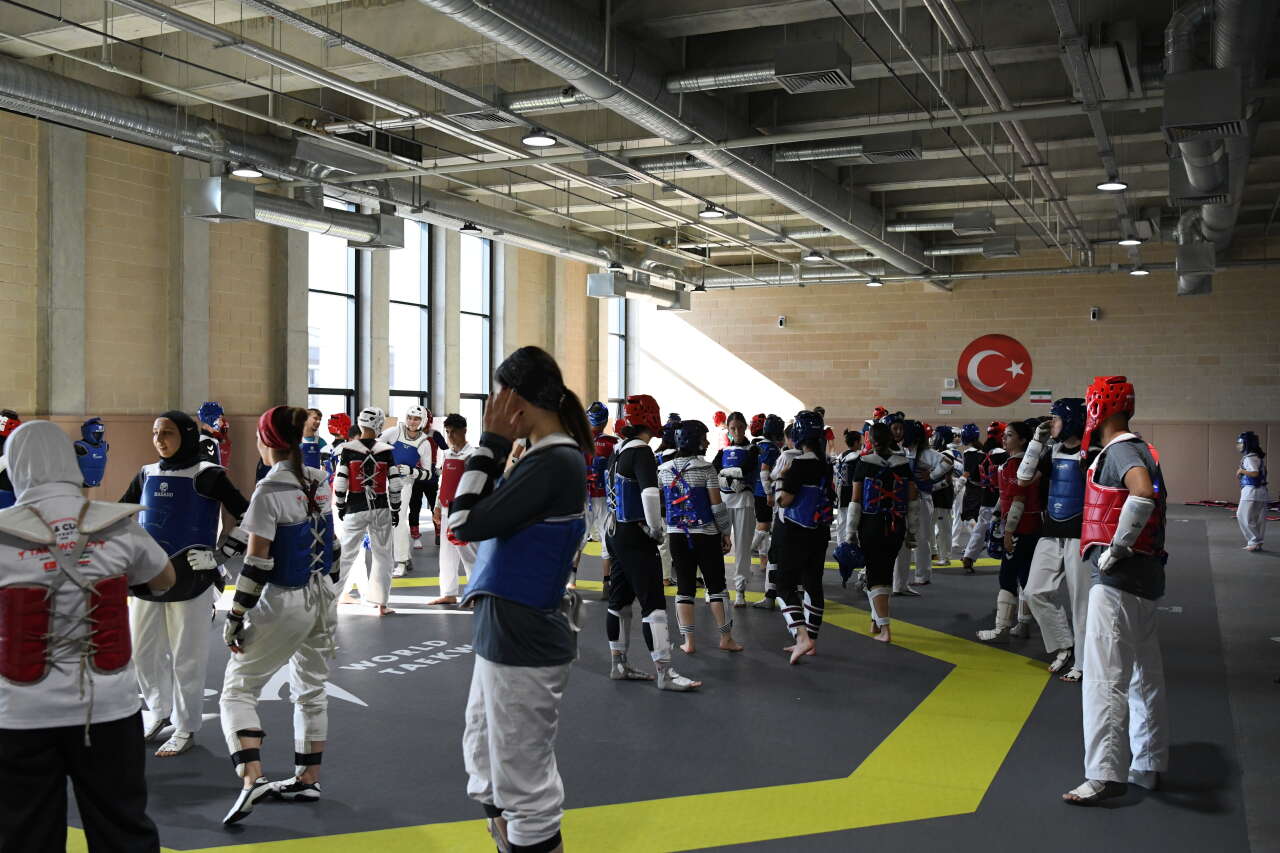 Taekwondo şöleni bitti! 3 ülkeden 70 sporcu Konya’daydı 6